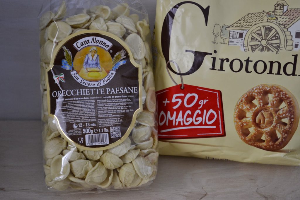 Pasta und Gebäck aus Rom