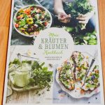 Rezension: Mein Kräuter- & Blumenkochbuch