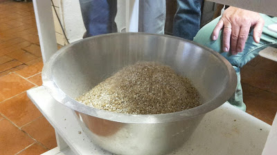 Zutaten bei Bierbrauen