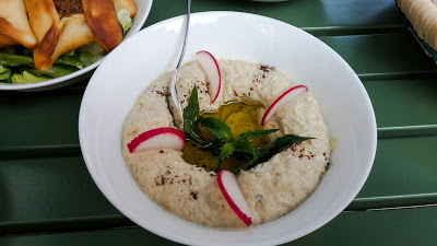 Leberkassemmel und mehr: Hummus im Cardamom
