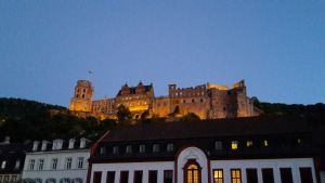 Leberkassemmel und mehr: Beleuchtetes Schloss in Heidelberg