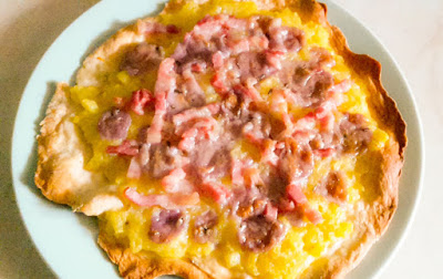 Leberkassemmel und mehr: Kartoffel-Pizza mit Speck