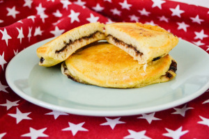 Leberkassemmel und mehr: Nutella stuffed Pancakes