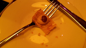 Leberkassemmel und mehr: Häppchen im Ramada 17 floor Restaurant in Amsterdam