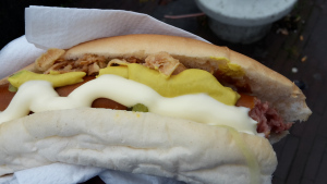 Leberkassemmel und mehr: Hotdog in Amsterdam