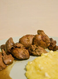 Leber mit Honig und Rosmarin