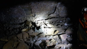 Leberkassemmel und mehr: Lavahöhle