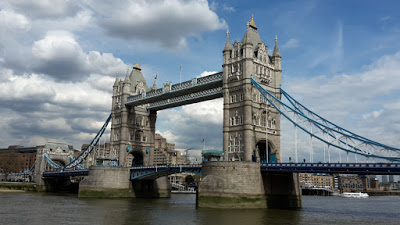 Leberkassemmel und mehr: Tower Bridge