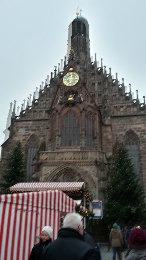 Leberkassemmel und mehr: Nürnberg mit Christkindlmarkt