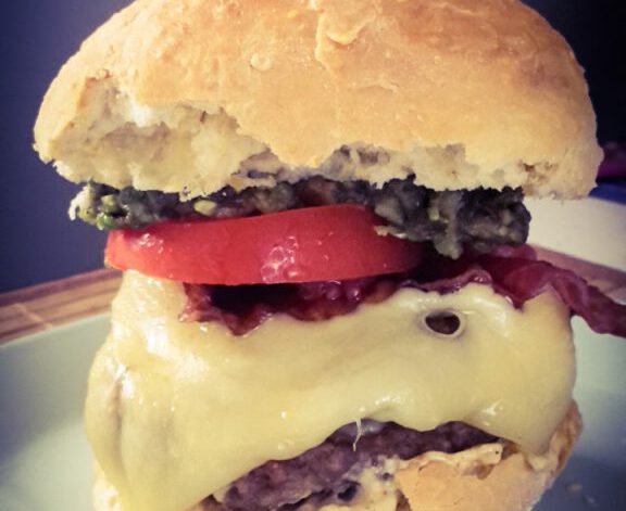 Chili Cheese Burger