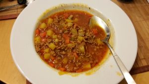Quick and Dirty: Hackfleischsuppe