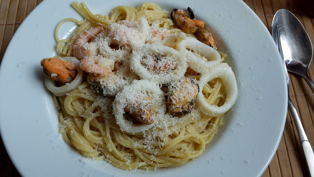 Spaghetti mit Meeresfrüchten – Leberkassemmel und mehr