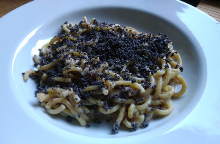 Mohnnudeln