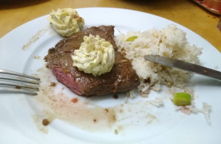 Flanksteak mit Garlic Rice