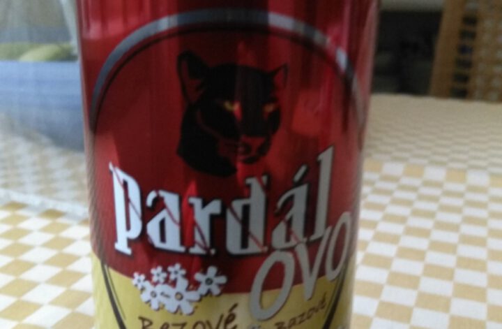 Pardál ovo mit Holunderblüte