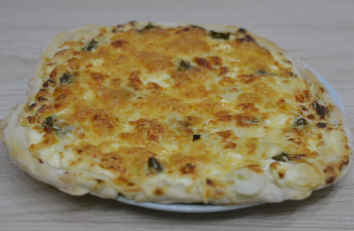 Chili Cheese Pizza mit Cowboy Candy