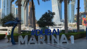 #Dubai Marina Schild