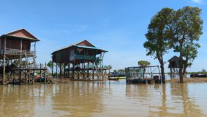 Schwimmendes Dorf im Tonle Sap